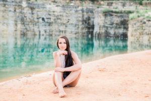 Fugitive-Beach-Rolla-Missouri-Senior-Models-Senior-Photography-Beach-Hut-Canoe
