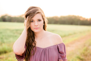 Jefferson-City-Senior-Photographer-Morgan-Lee-Photography-Katy-Trail-Bridge-Senior-Portraits-Blair-Oaks-Senior-Class-of-2018