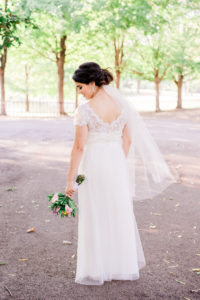 St.-Louis-Wedding-Photographer-Morgan-Lee-Photography-Kern-Pavilion-Lafayette-Square-Gardens-Vibrant-Wedding