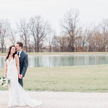 Emerson-Fields-Venue-Morgan-Lee-Photography-Charcoal-and-Navy-Wedding