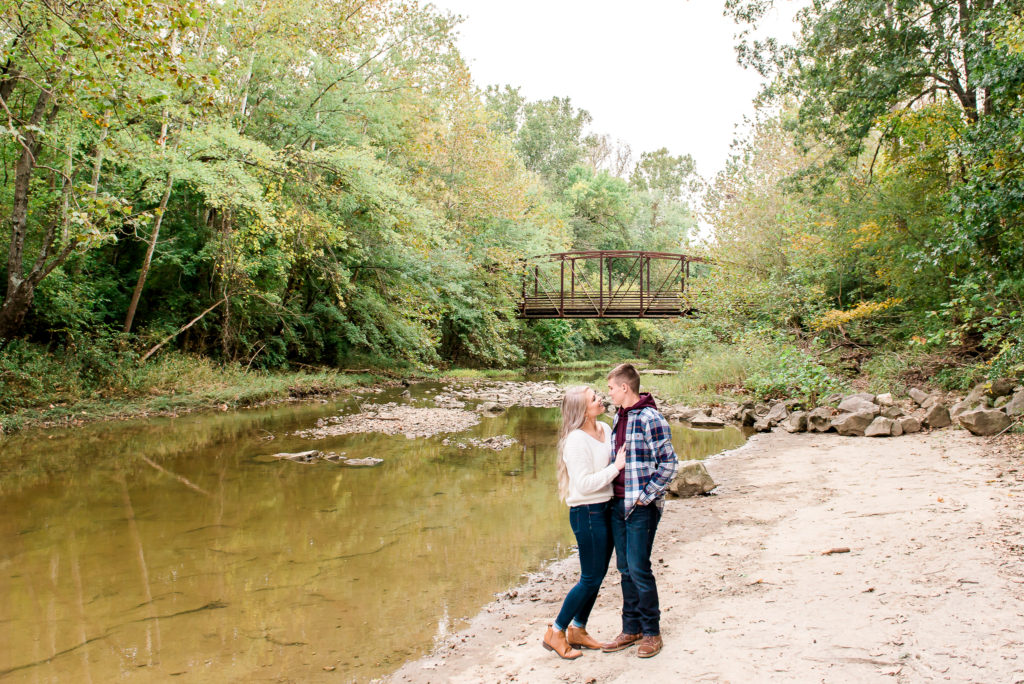 Capen Park Columbia Mo Engagement Session Morgan Lee Photography 