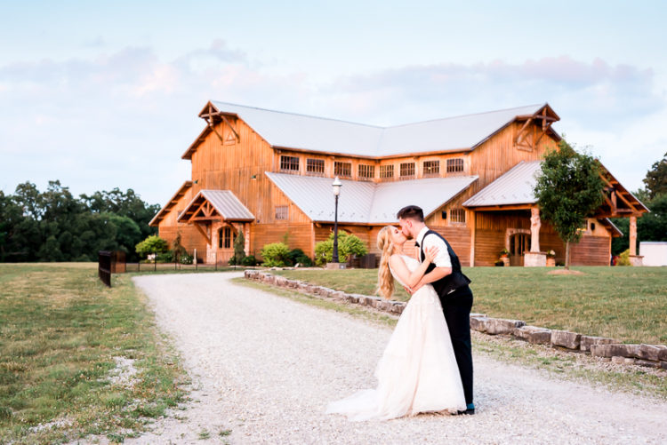 Mr. & Mrs. Dunnavant | Mighty Oak Lodge Wedding