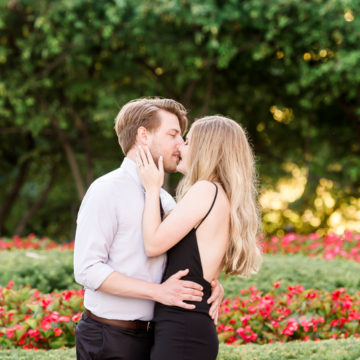 Nelson-Atkins-Museum-Engagement-Session-Morgan-Lee-Photography