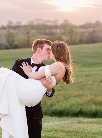 Mr. & Mrs. Heckart | The Daisy Farm | Jefferson City, Missouri Wedding