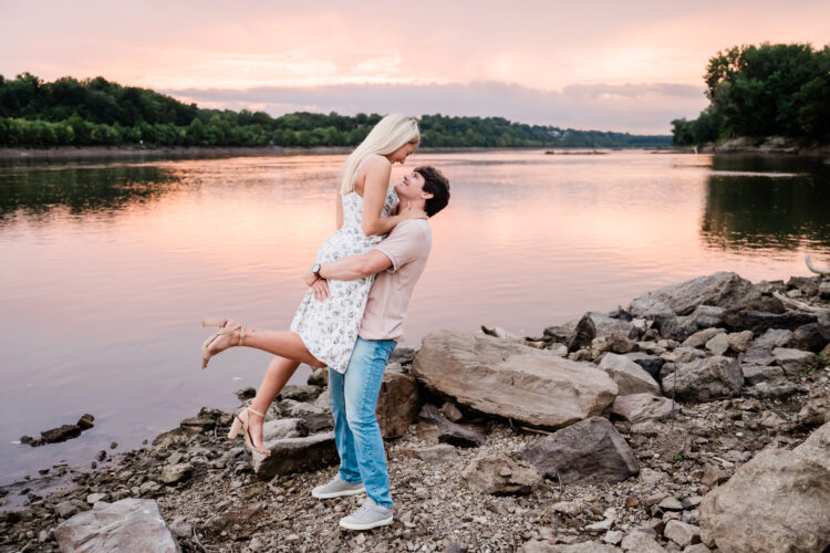 Rylee + Thomas | Jefferson City, Missouri Engagement Session