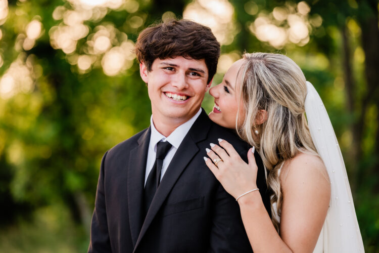 Mr. & Mrs. Nield | Timber Ridge Barn | Jefferson City, Missouri Wedding