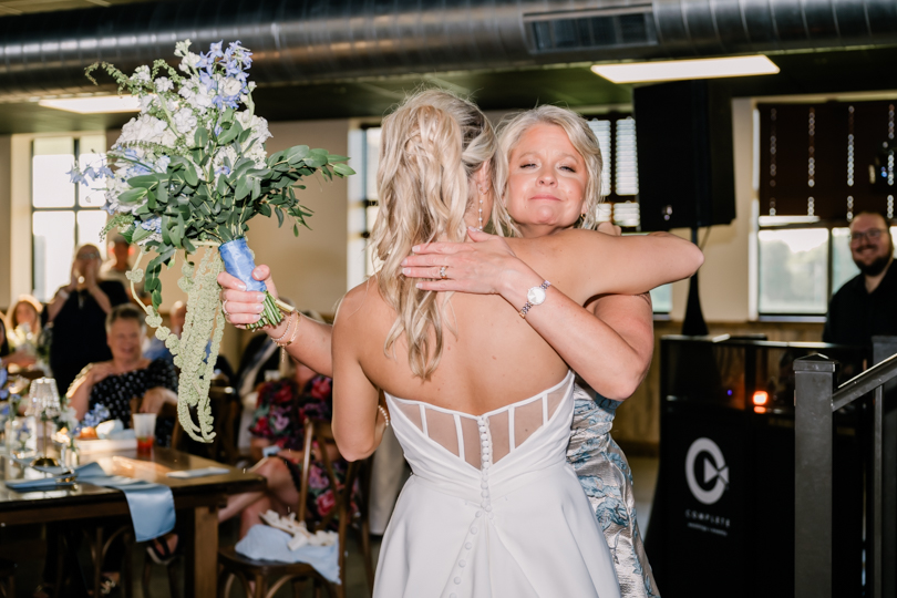 Capital-Bluffs-Event-Center-Morgan-Lee-Photography-Jefferson-City-Missouri-Wedding-Photographer