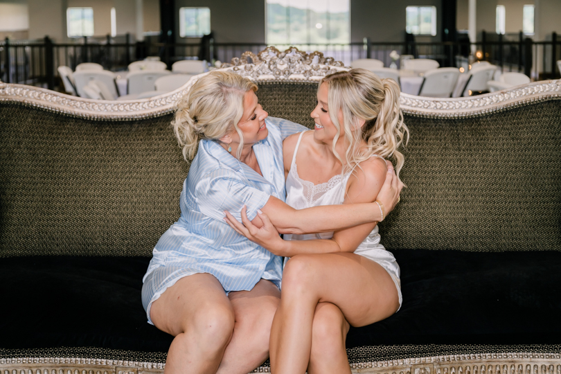 Capital-Bluffs-Event-Center-Morgan-Lee-Photography-Jefferson-City-Missouri-Wedding-Photographer