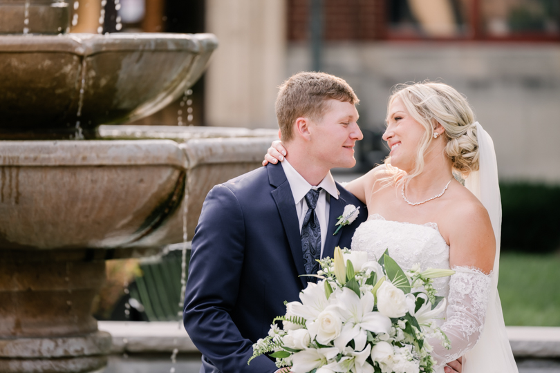 Morgan-Lee-Photography-Marshall-Missouri-Wedding-Photographer-Missouri-Valley-College-Wedding-Portraits