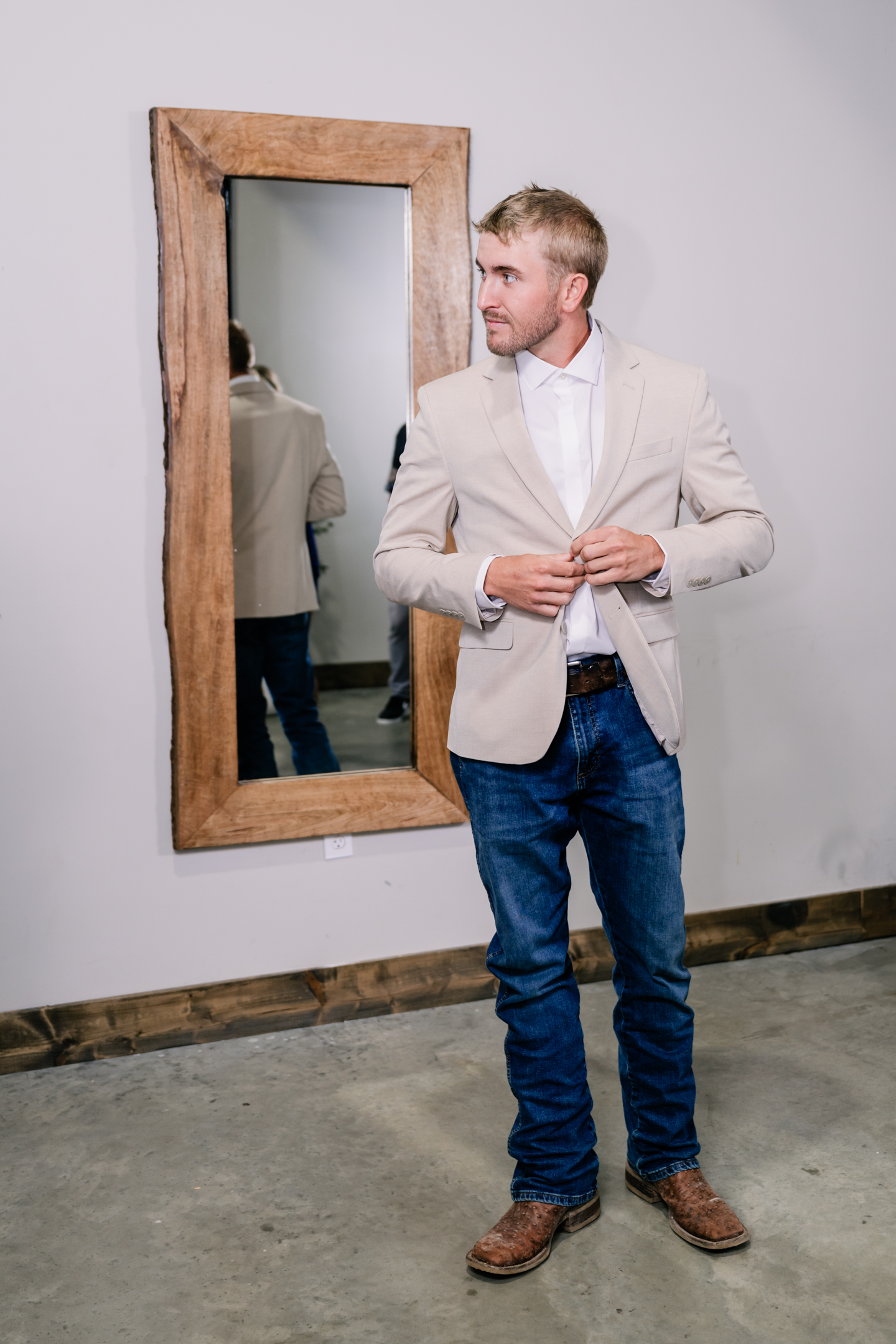 Capital-Bluffs-Event-Center-Morgan-Lee-Photography-Jefferson-City-Missouri-Wedding-Photographer