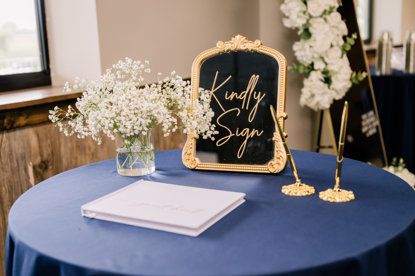 Capital-Bluffs-Event-Center-Morgan-Lee-Photography-Jefferson-City-Missouri-Wedding-Photographer