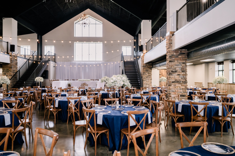 Capital-Bluffs-Event-Center-Morgan-Lee-Photography-Jefferson-City-Missouri-Wedding-Photographer