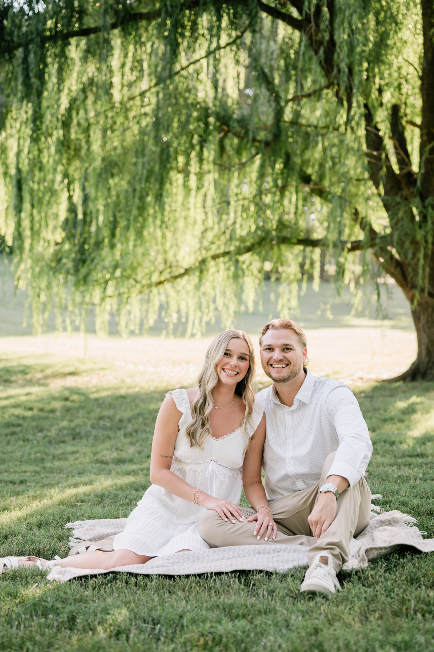 Loose-Park-Kanas-City-Engagement-Session-Morgan-Lee-Photography-Kansas City-Missouri-Enagement-Photographer
