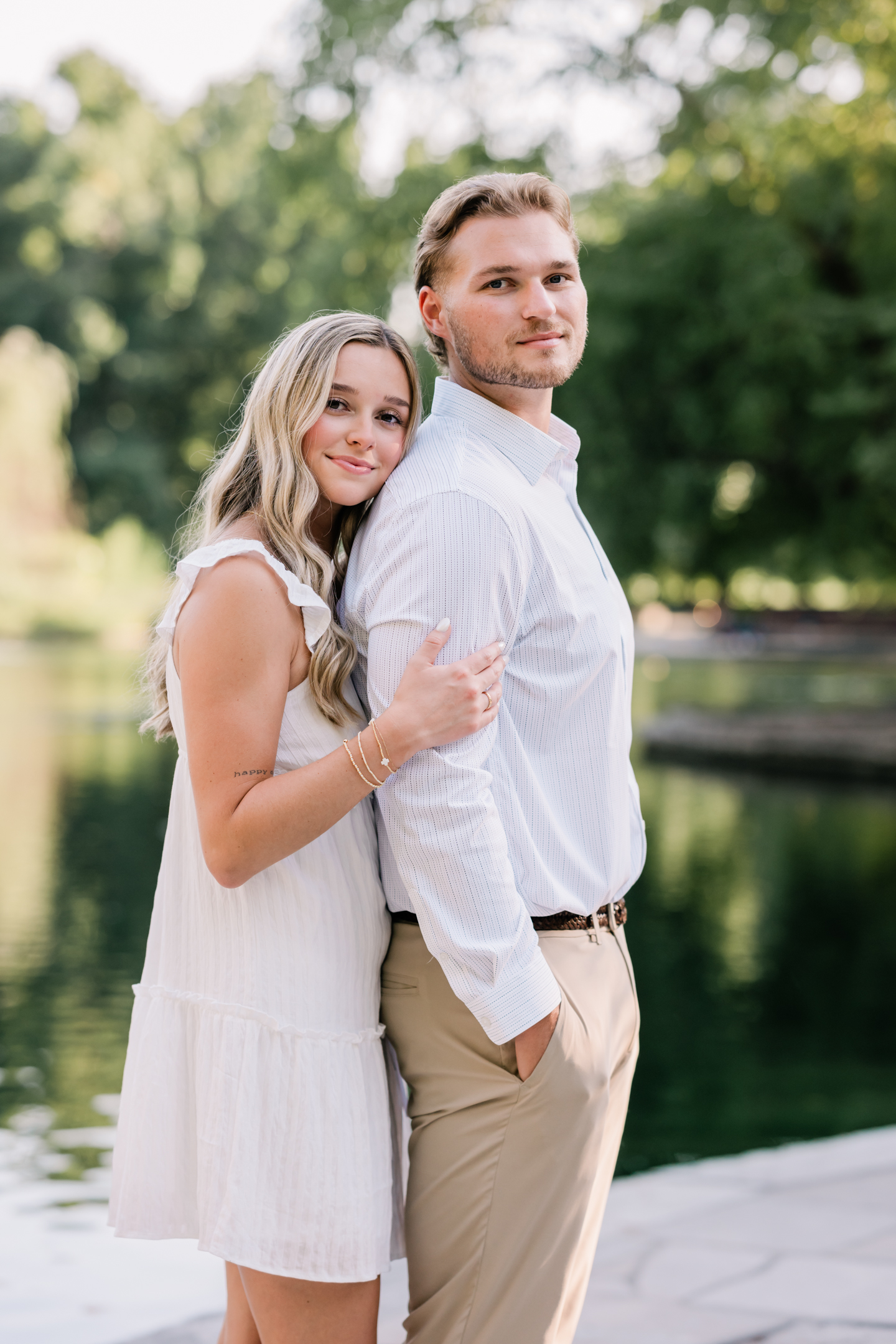 Loose-Park-Kanas-City-Engagement-Session-Morgan-Lee-Photography-Kansas City-Missouri-Enagement-Photographer