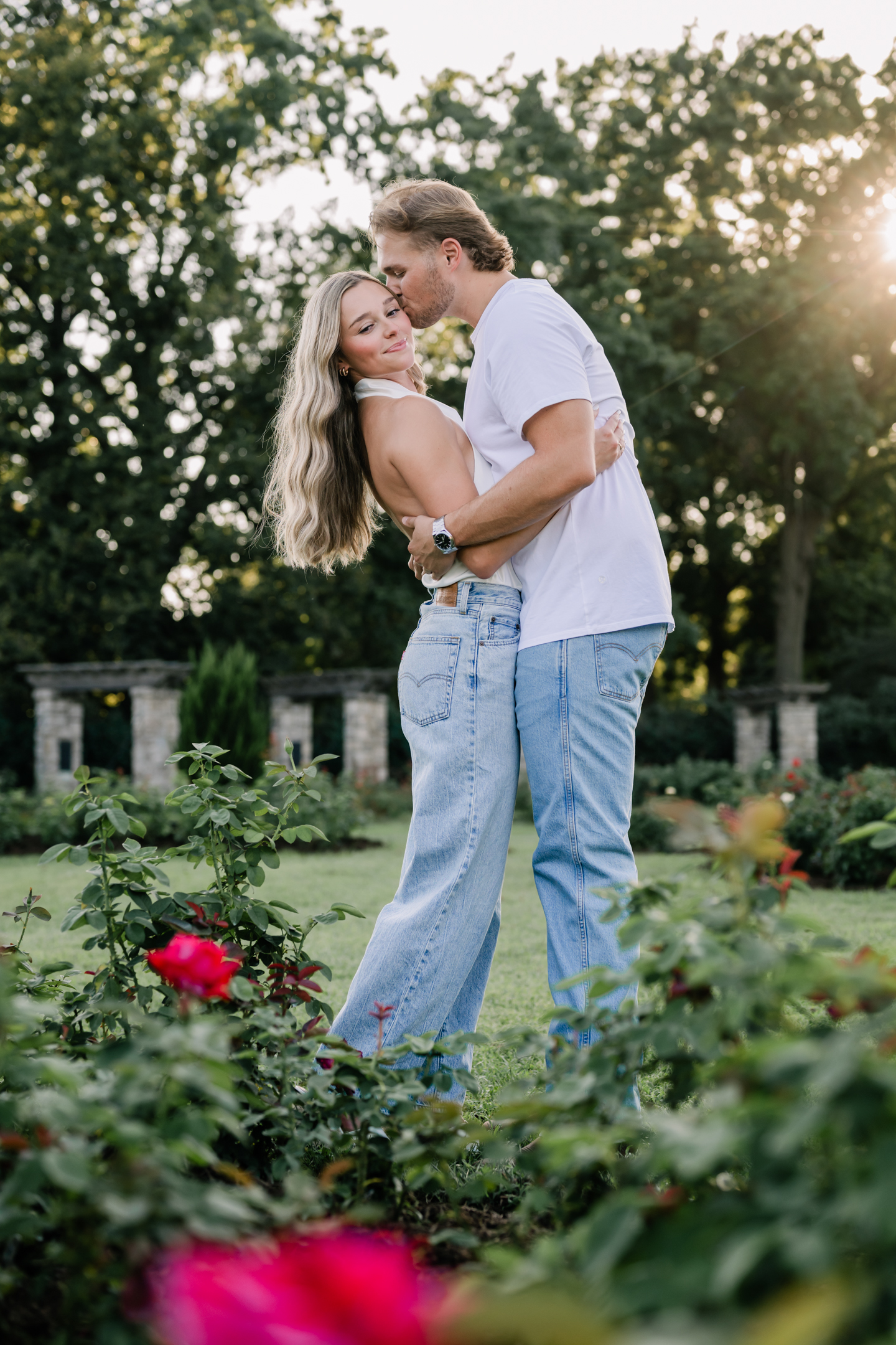 Loose-Park-Kanas-City-Engagement-Session-Morgan-Lee-Photography-Kansas City-Missouri-Enagement-Photographer