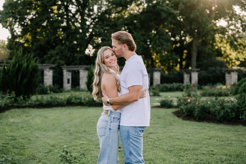 Loose-Park-Kanas-City-Engagement-Session-Morgan-Lee-Photography-Kansas City-Missouri-Enagement-Photographer