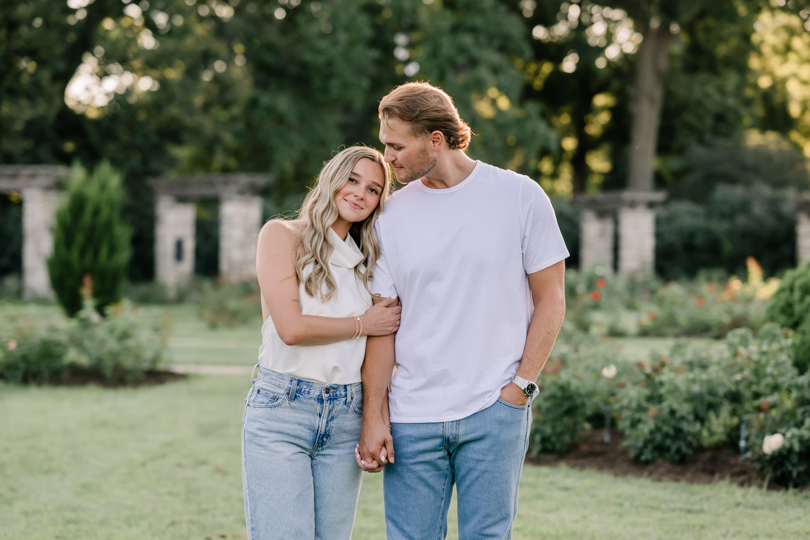 Loose-Park-Kanas-City-Engagement-Session-Morgan-Lee-Photography-Kansas City-Missouri-Enagement-Photographer