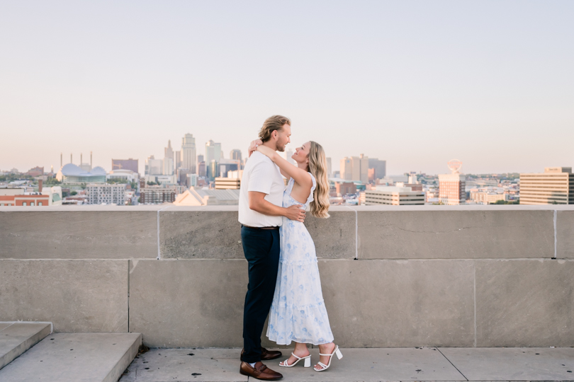 Liberty- WWI-Memorial-Kanas-City-Engagement-Session-Morgan-Lee-Photography-Kansas City-Missouri-Enagement-Photographer