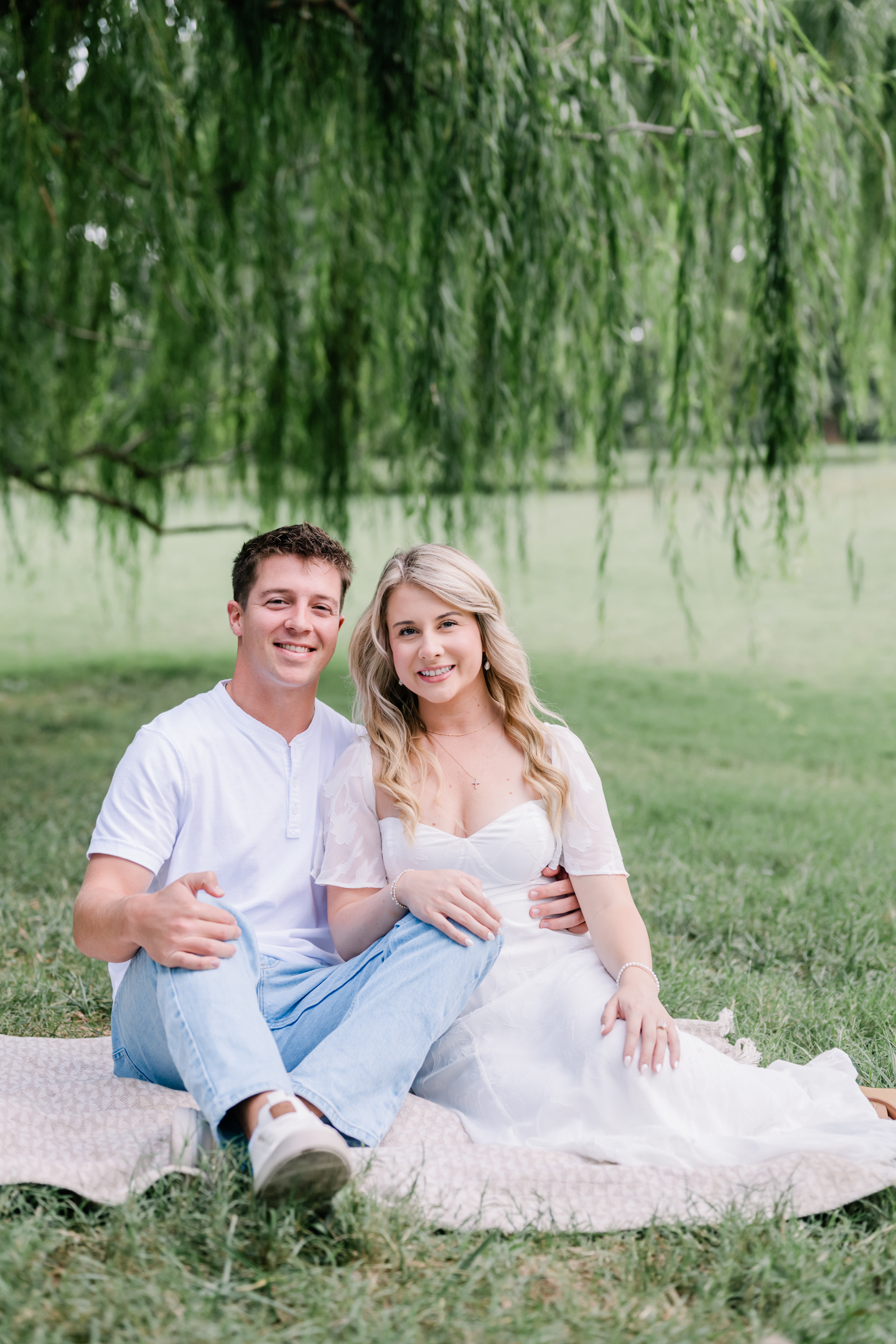 Kansas-City-Missouri-Wedding-and-Engagement-Photographer-Morgan-Lee-Photography-Loose-Park-KC-MO